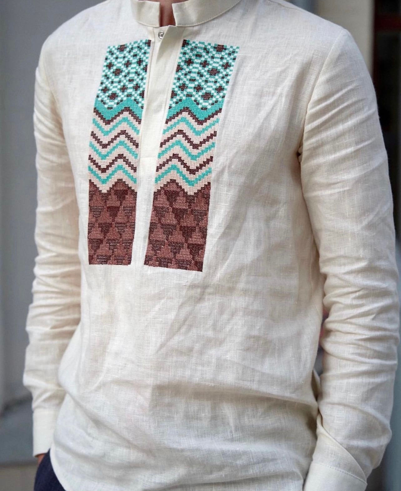 Стихії, молочний льон, коричнево-м'ятна вишивка