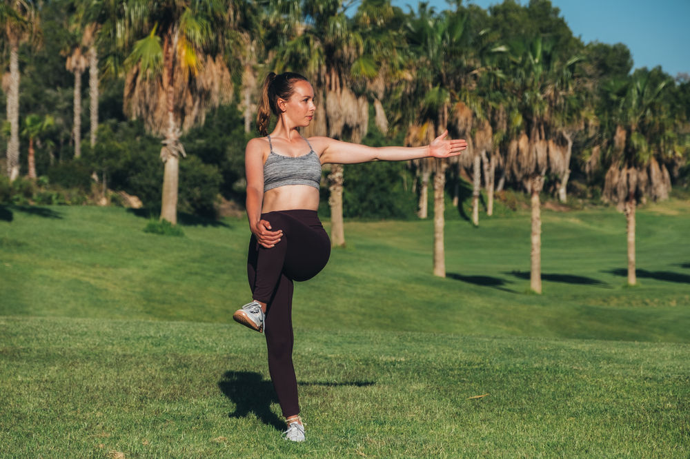 This is how to prevent lower back golf injuries.