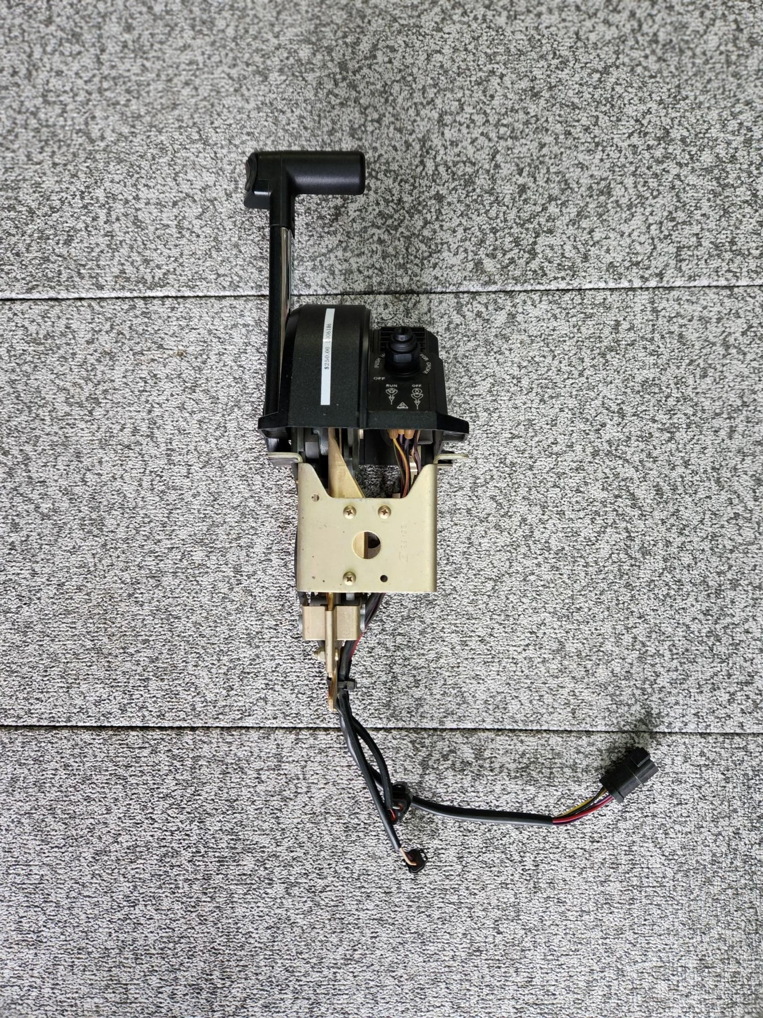 OMC/EVINRUDE Boîte de contrôle avec trim switch/Remote control with trim switch