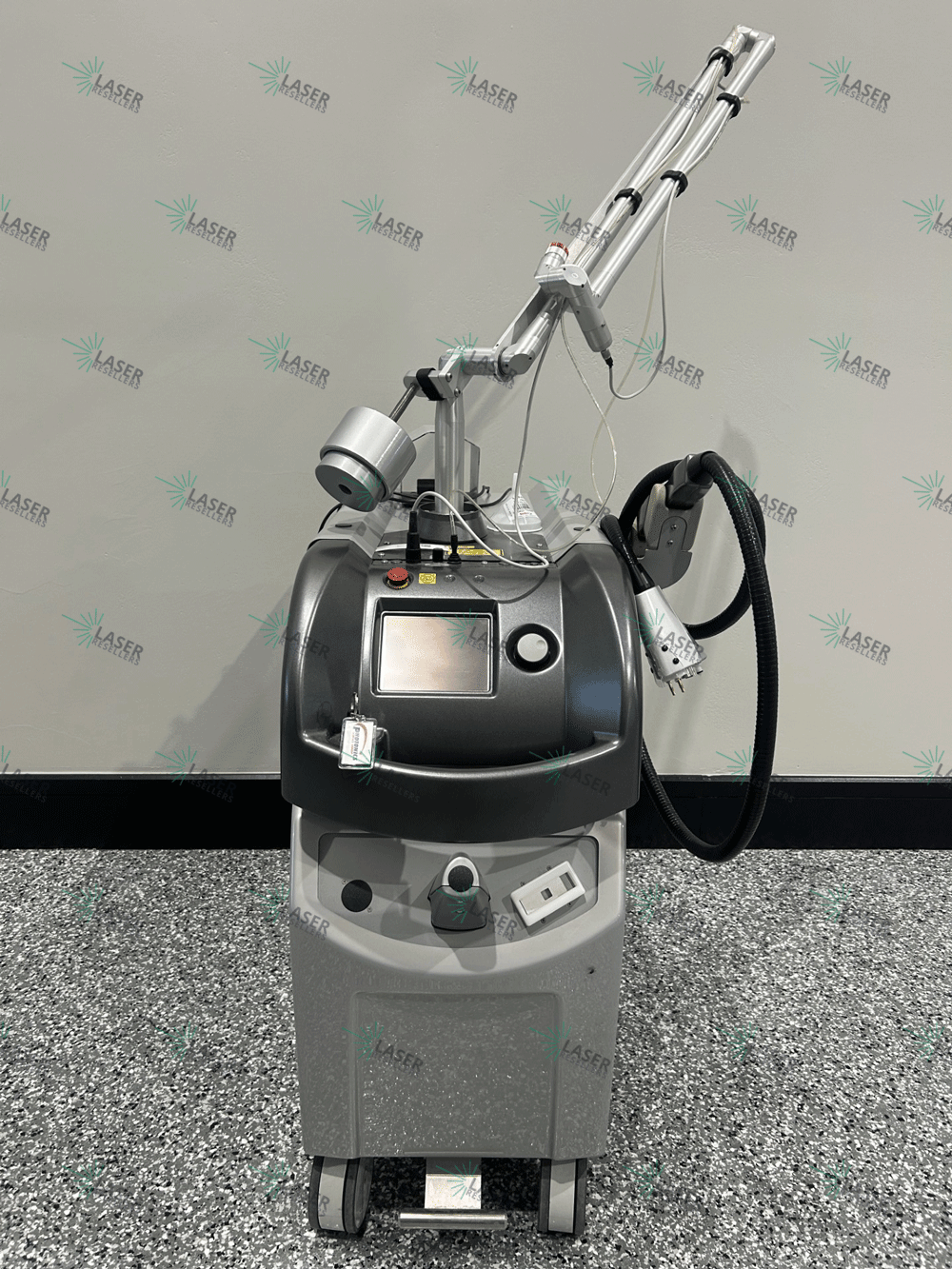 2011 Quanta Systems Q-Plus T