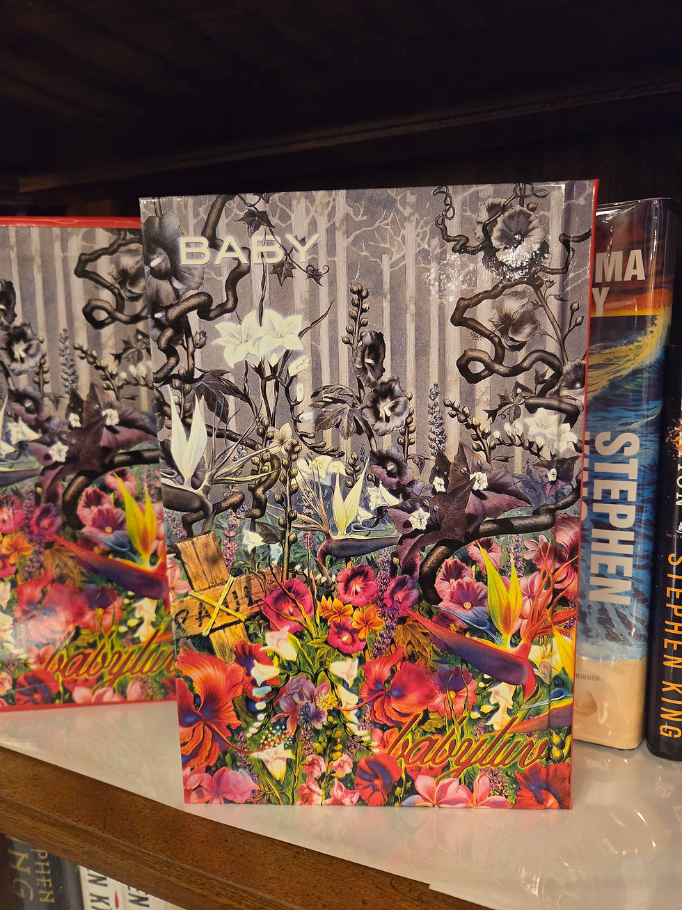 Thumbnail: Stephen King Scribner Lisey's Story Gift Edition w/Slipcase back of book in fine condition