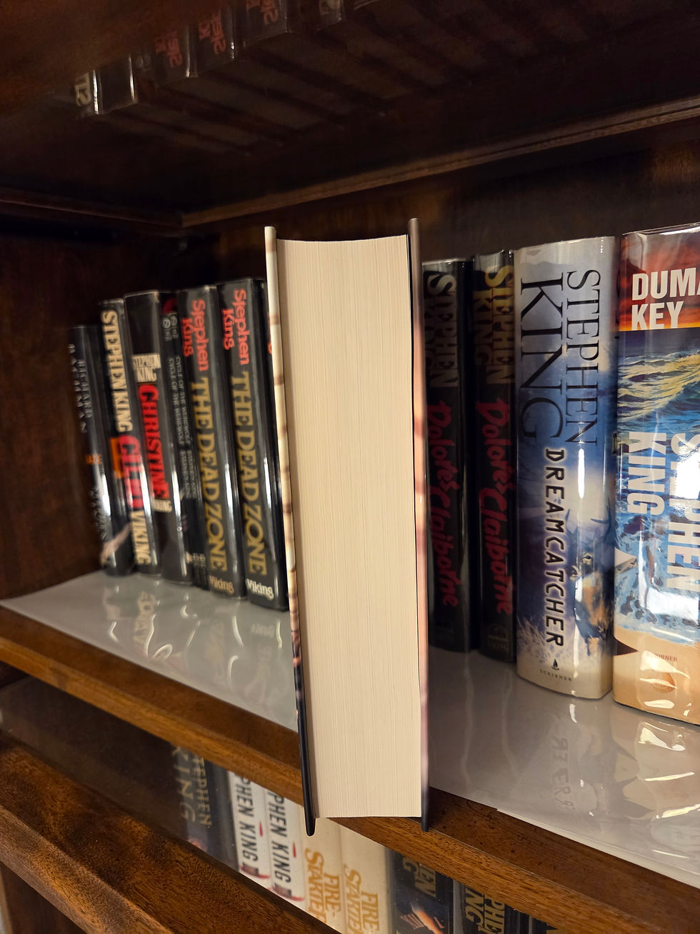 Thumbnail: Stephen King 11/22/63 UK Hodder & Stoughton Collectors Set #334 with Slipcase page block in fine condition