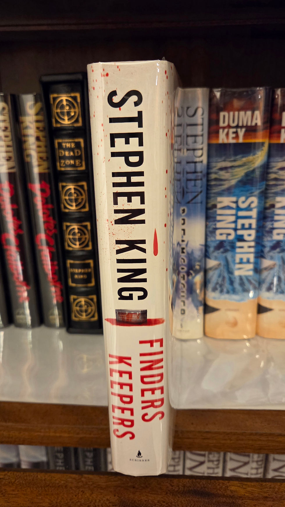 Thumbnail: Stephen King Finders Keepers 1st Edition Signed spine of book with dust jacket fine