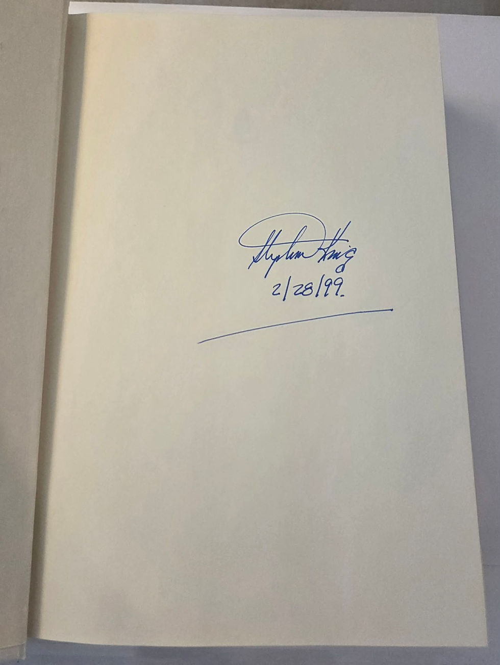 Thumbnail: Stephen King Bag of Bones 1st Edition Signed