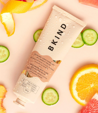 photo crème avec légumes et fruits