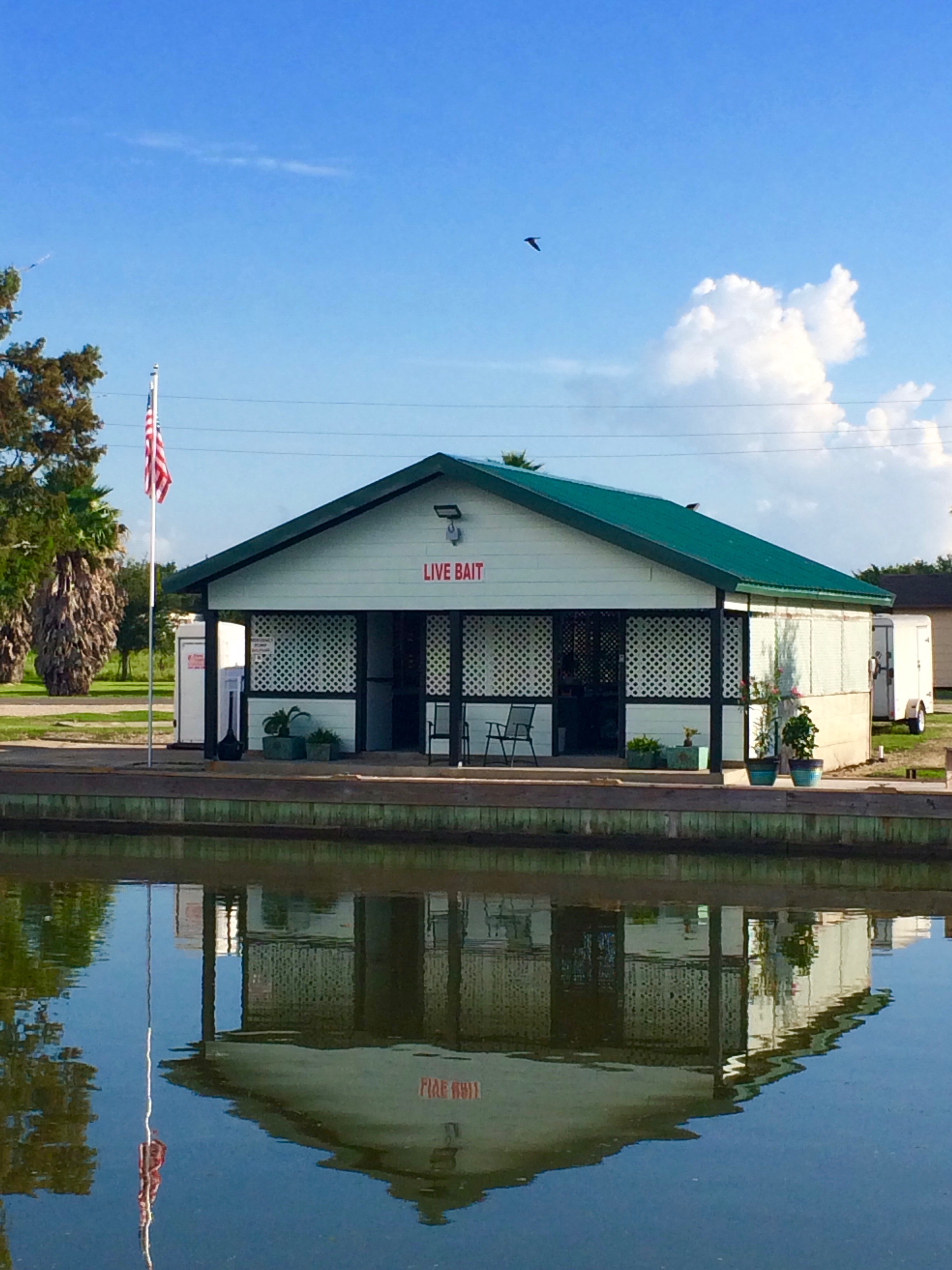 Lodging Charter Fishing Boat Stalls Hackberry Fishing Camp