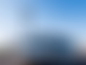 Shuttle Bus auf dem Weg zum Flughafen.