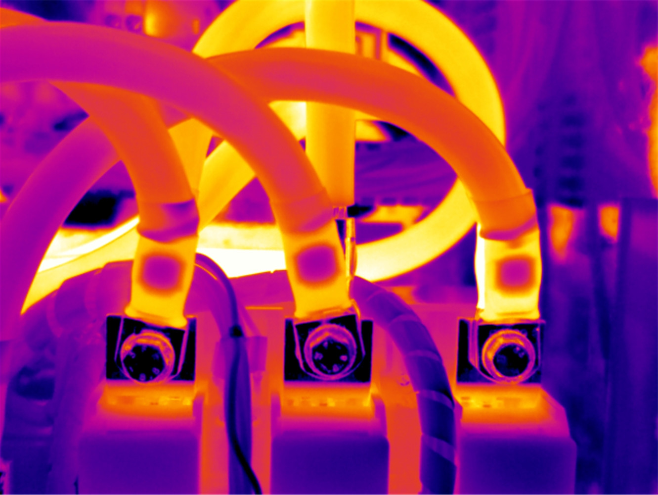 Thermography for electrical installations