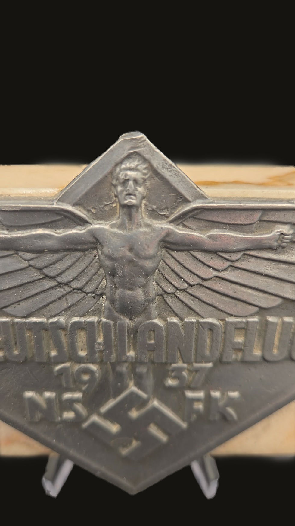 Thumbnail: NSFK 1937 Deutschlandflug Table Award