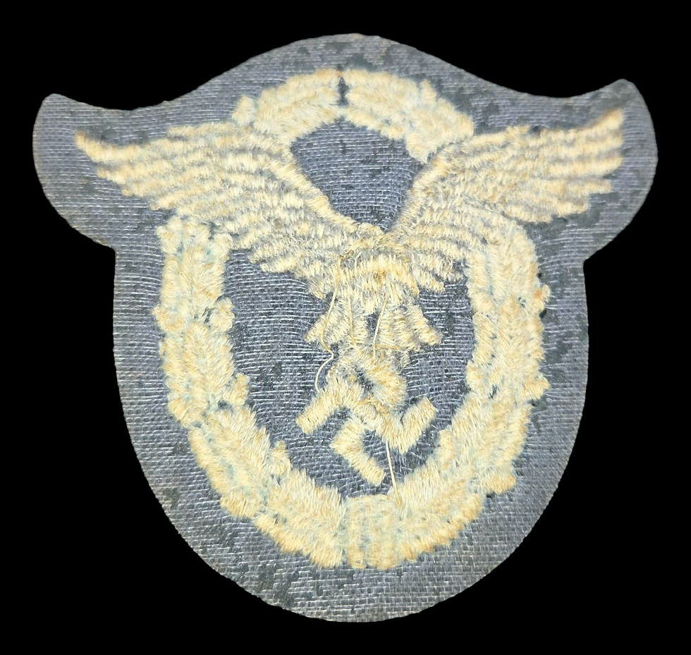 Thumbnail: German WWII Luftwaffe Cloth Pilot Badge 