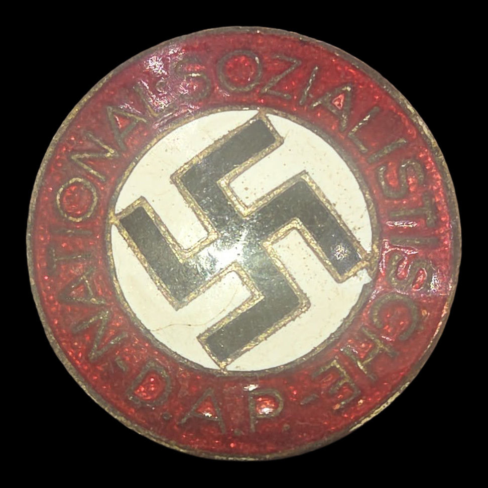 German WWII NSDAP Party Membership Badge RZM M1/15 Hoffstätter