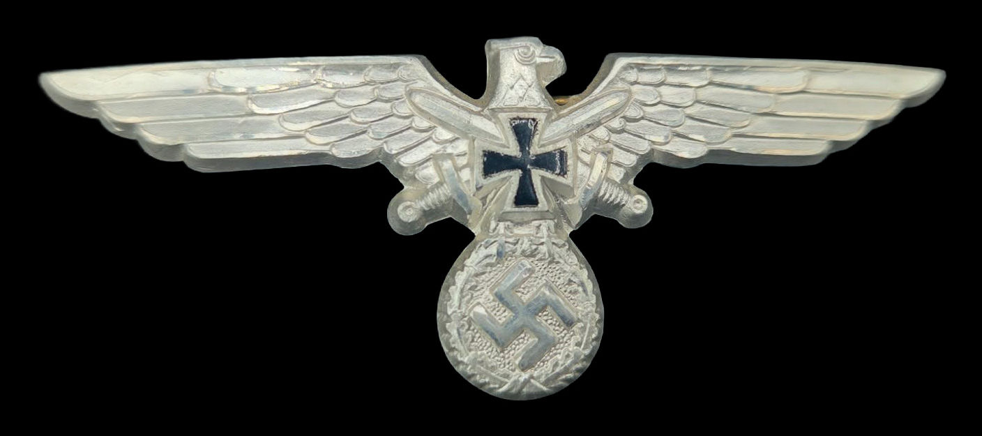 German WWII Veteran’s League Breast Eagle Insignia Badge