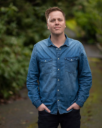 Ryan Hakes-5.jpg