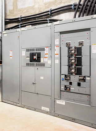 Commercial electrical service panel and subpanel installation