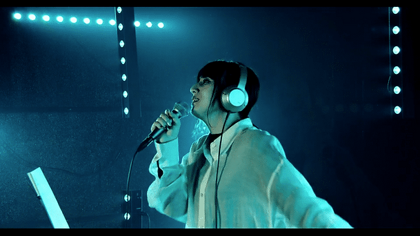 anna _ STUDIO LIVE _ STARTREC-high2.gif