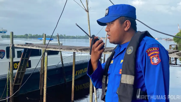 Cuaca Tak Menentu, Ditpolairud Kalteng Perkuat Edukasi Keselamatan Pelayaran di DAS Mentaya
