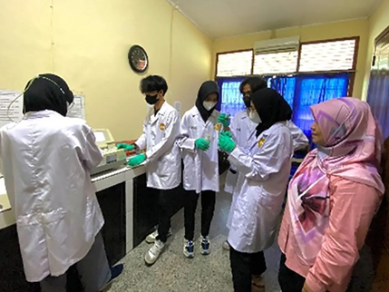 Keren! Mahasiswa Universitas Jenderal Soedirman Mengubah Limbah Agronomi Sekam Padi Menjadi Biochar