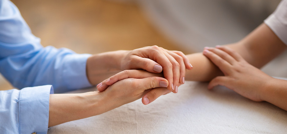 side-view-adult-kid-praying-together.jpg