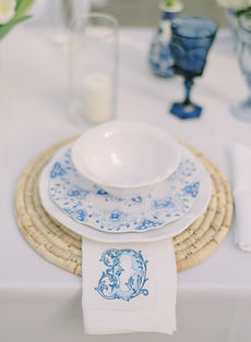 Vintage vine dinner napkins.jpg