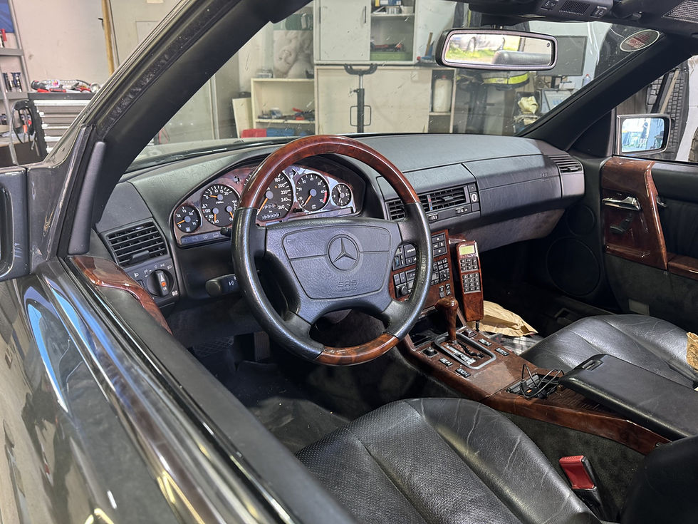 Mercedes Oldtimer Cockpit