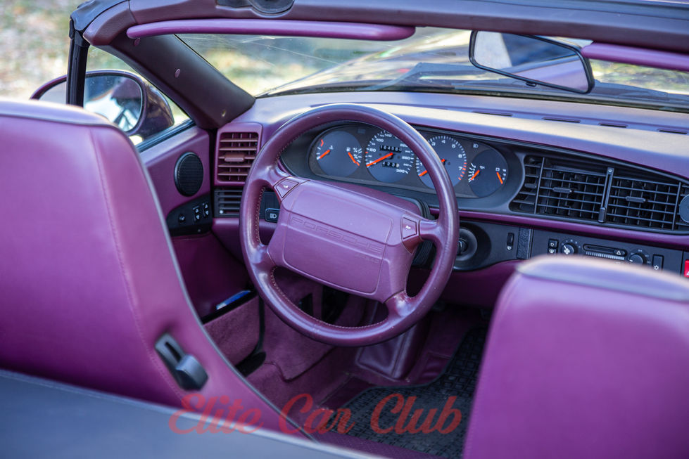 Porsche 968 interni.jpg
