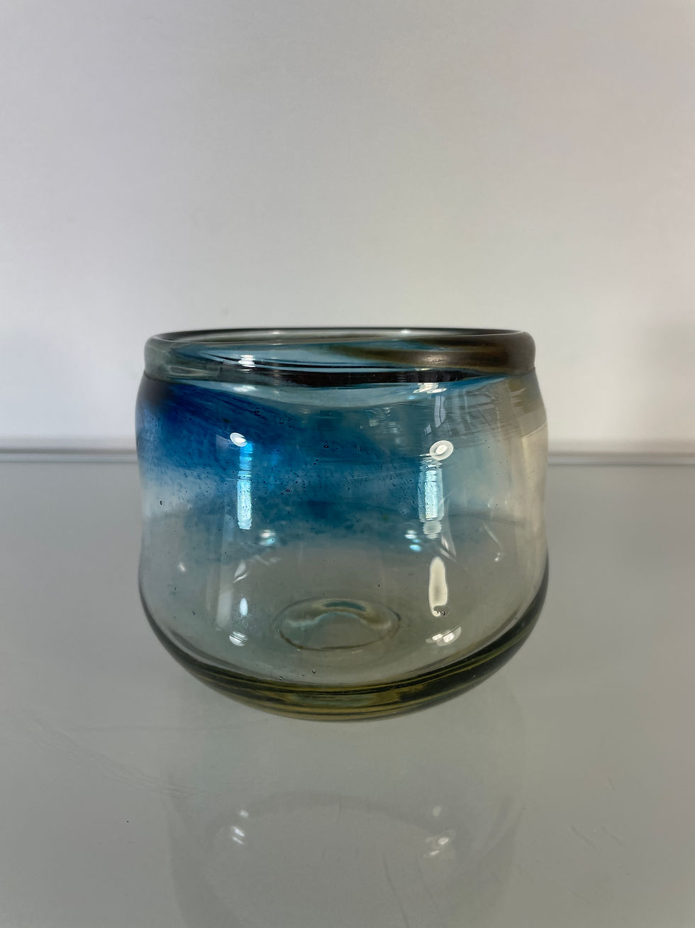 Miniature : Isabelle Monod (1945) - Pot bleuté et or