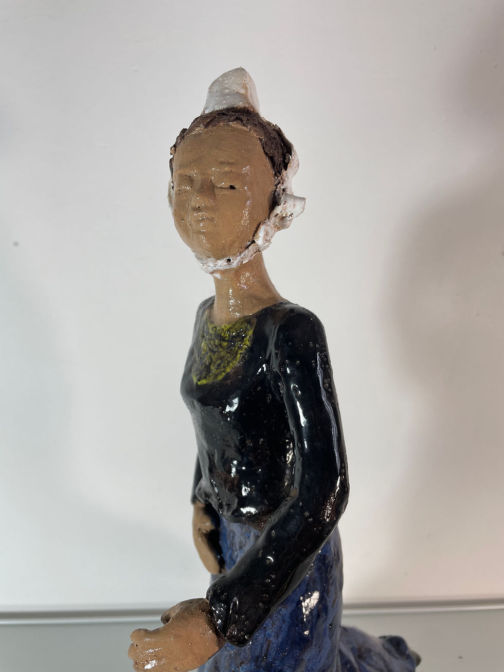 Miniature : Martine Le Pétillon  (1923-2011) - Bretonne - Terre chamottée