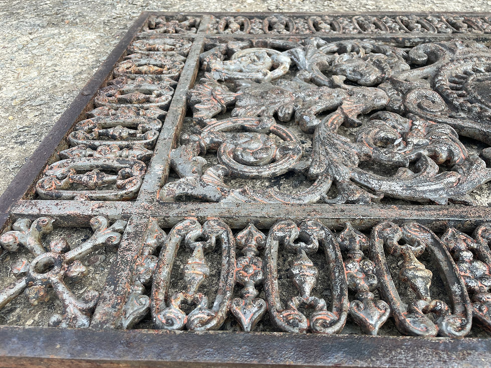 Miniature : Grille de porte cochère - XVIII siècle