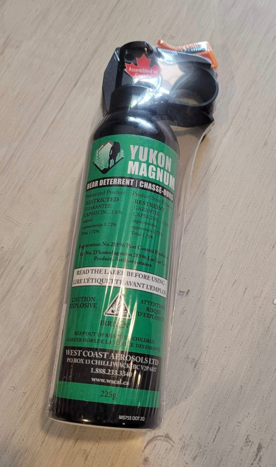 Green repellent spray can