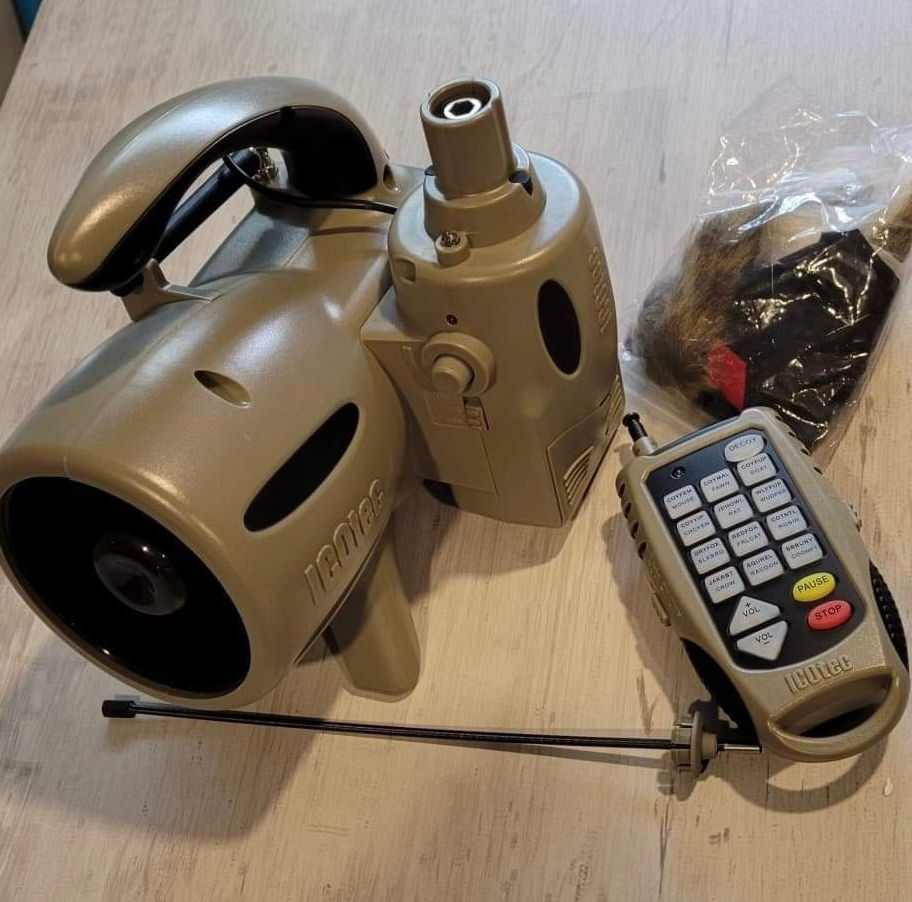 Game caller and remote control