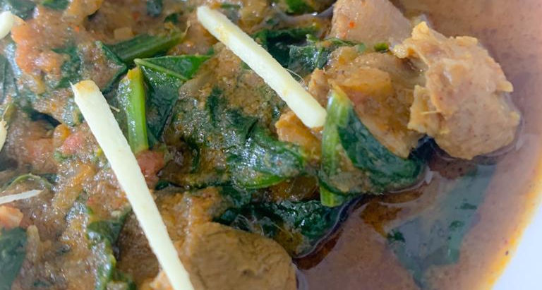 Lamb and spinach curry