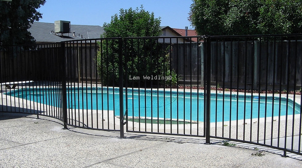pool railing.JPG