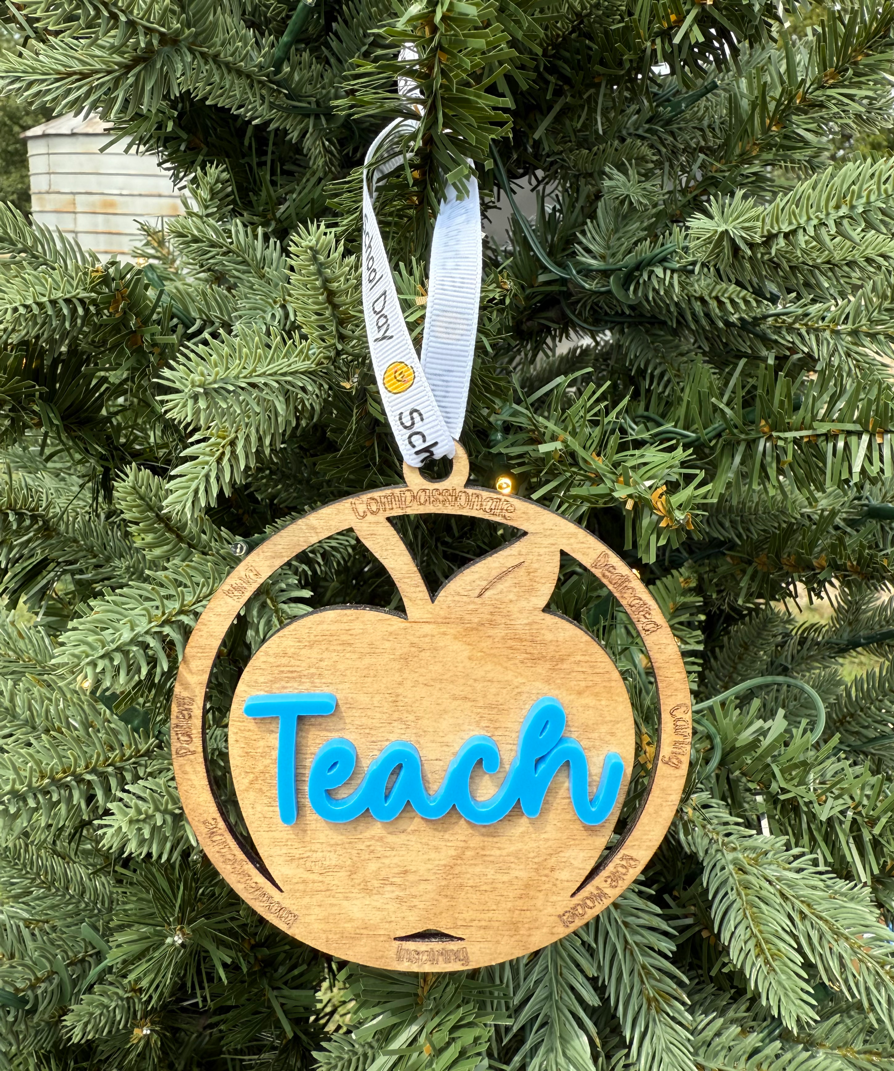 Teach Apple Ornament 