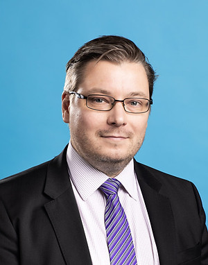 mikko_maenpaa3-8844.jpg