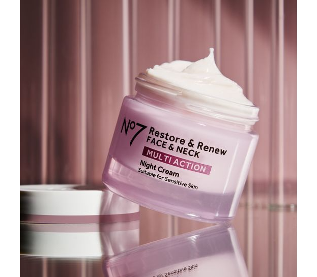 Thumbnail: No7 Restore & Renew FACE & NECK MULTI ACTION Night cream