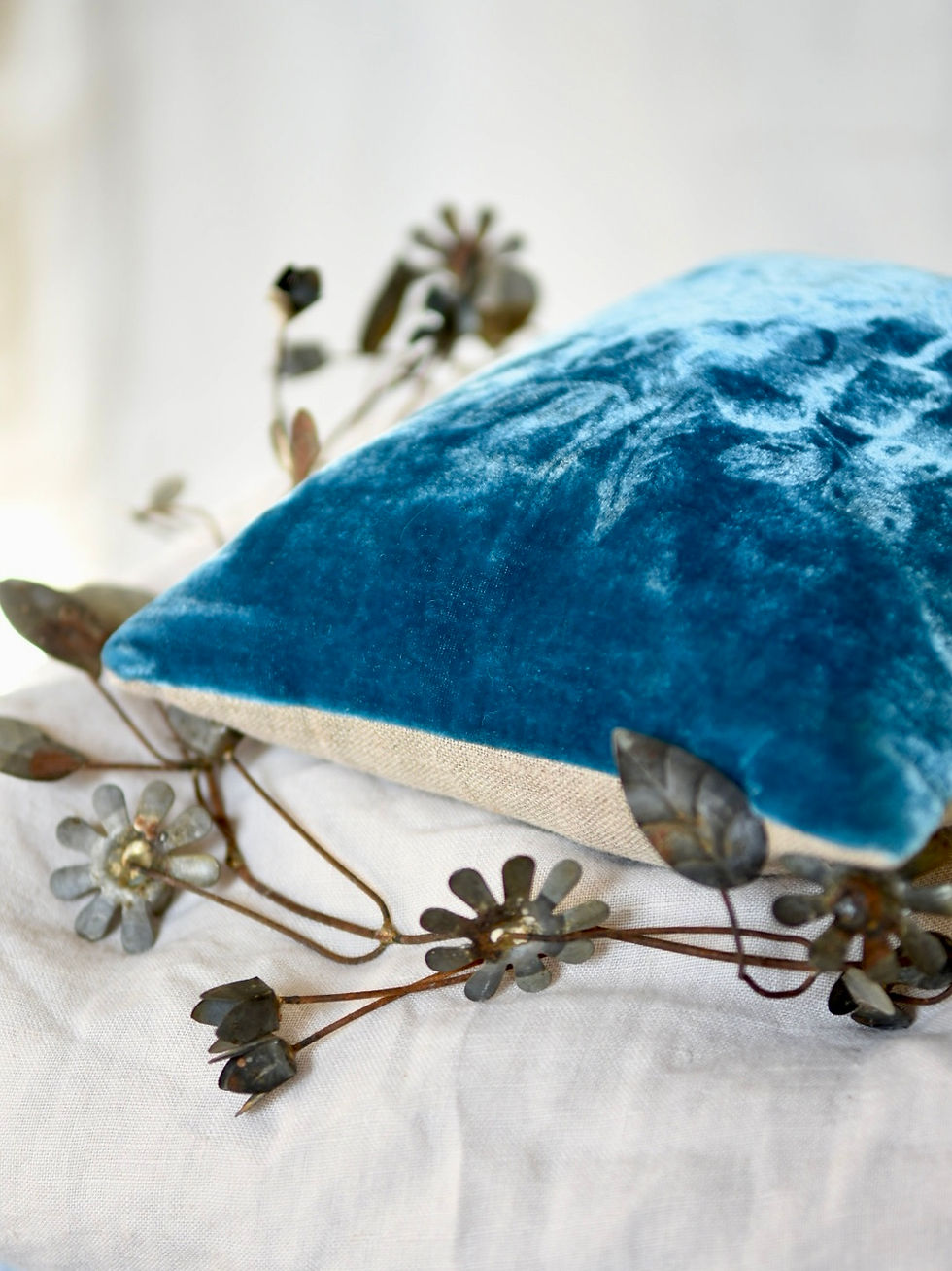 Thumbnail: Teal Velvet Sachet