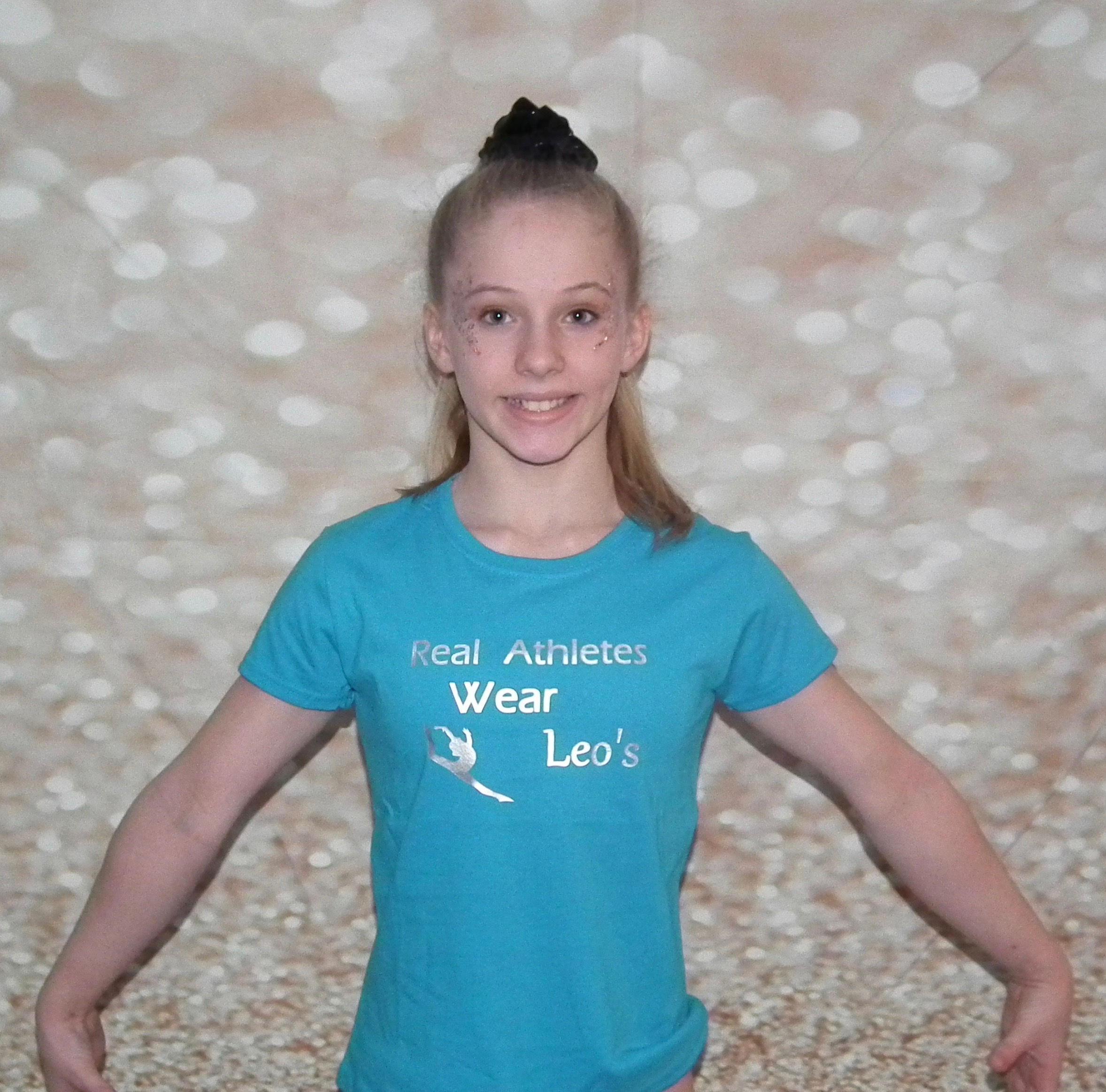 Real athletes wear leos T-shirt