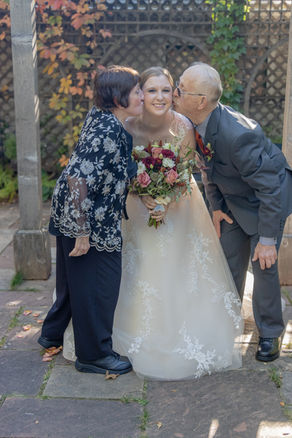 Unveiling the Unseen: Embracing the Natural Beauty of Your Wedding Day Through Captivating Photography