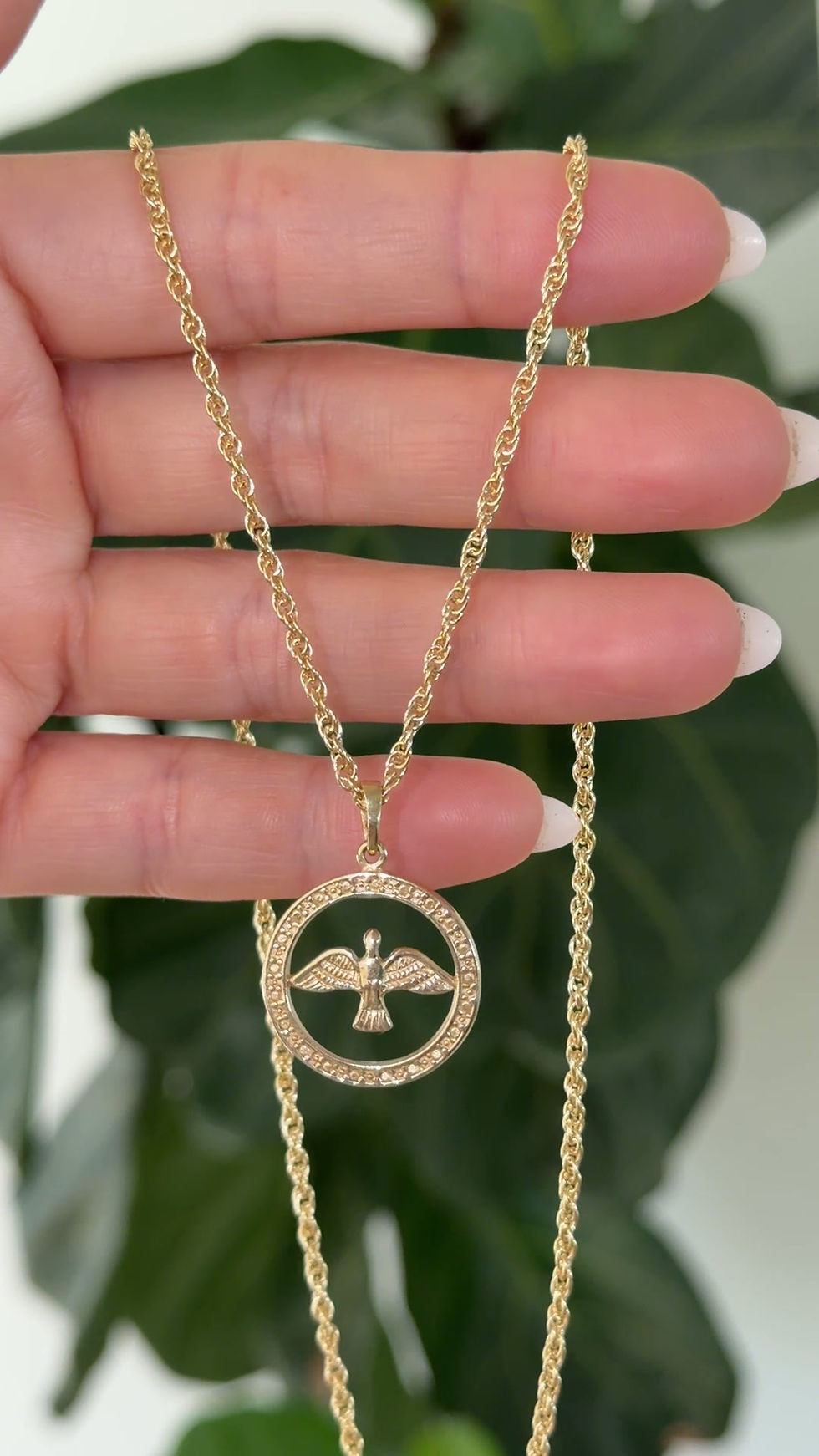 Thumbnail: Espírito Santo  necklace 