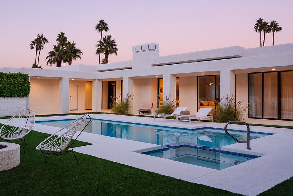 swimming-pool-designs-luxury-1651197615.png