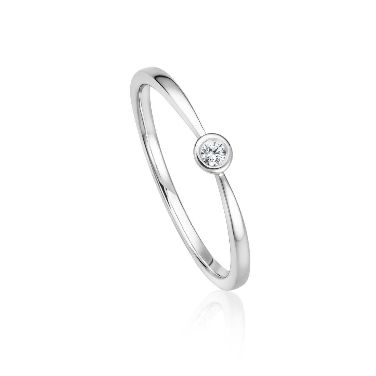 Weißgoldring mit 0,04 ct. Brillant in Zargenfassung