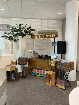 Expérience musicale interactive avec DJ et bar à vinyles en Seine-et-Marne