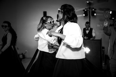 Ambiance de fête prestigieuse sous les lustres d'un château de l'Essonne avec All Style Rock DJ