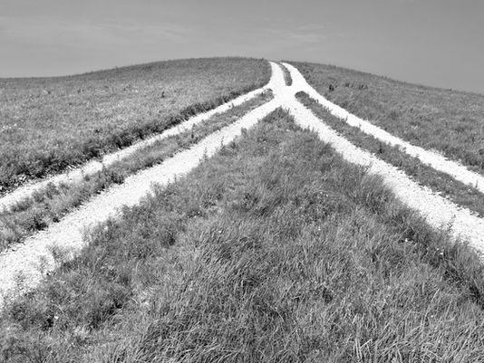 Online Psychiatrist vs. Therapist: What’s the Difference, and Which Do You Need?