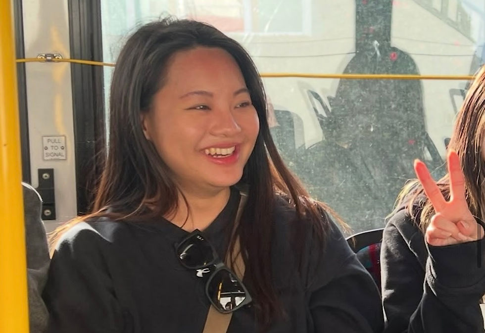 Amy Huang pictured center / via Instagram @find_amy_huang