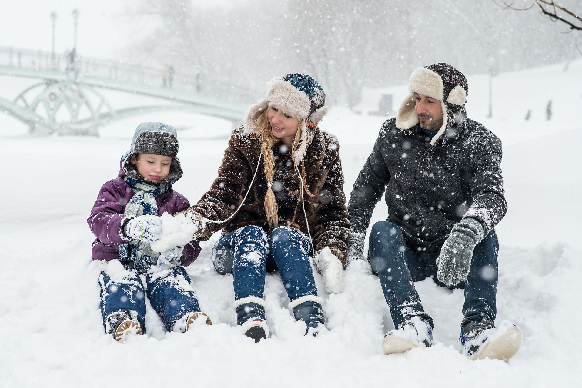Hiver en famille en Aveyron © Pexels