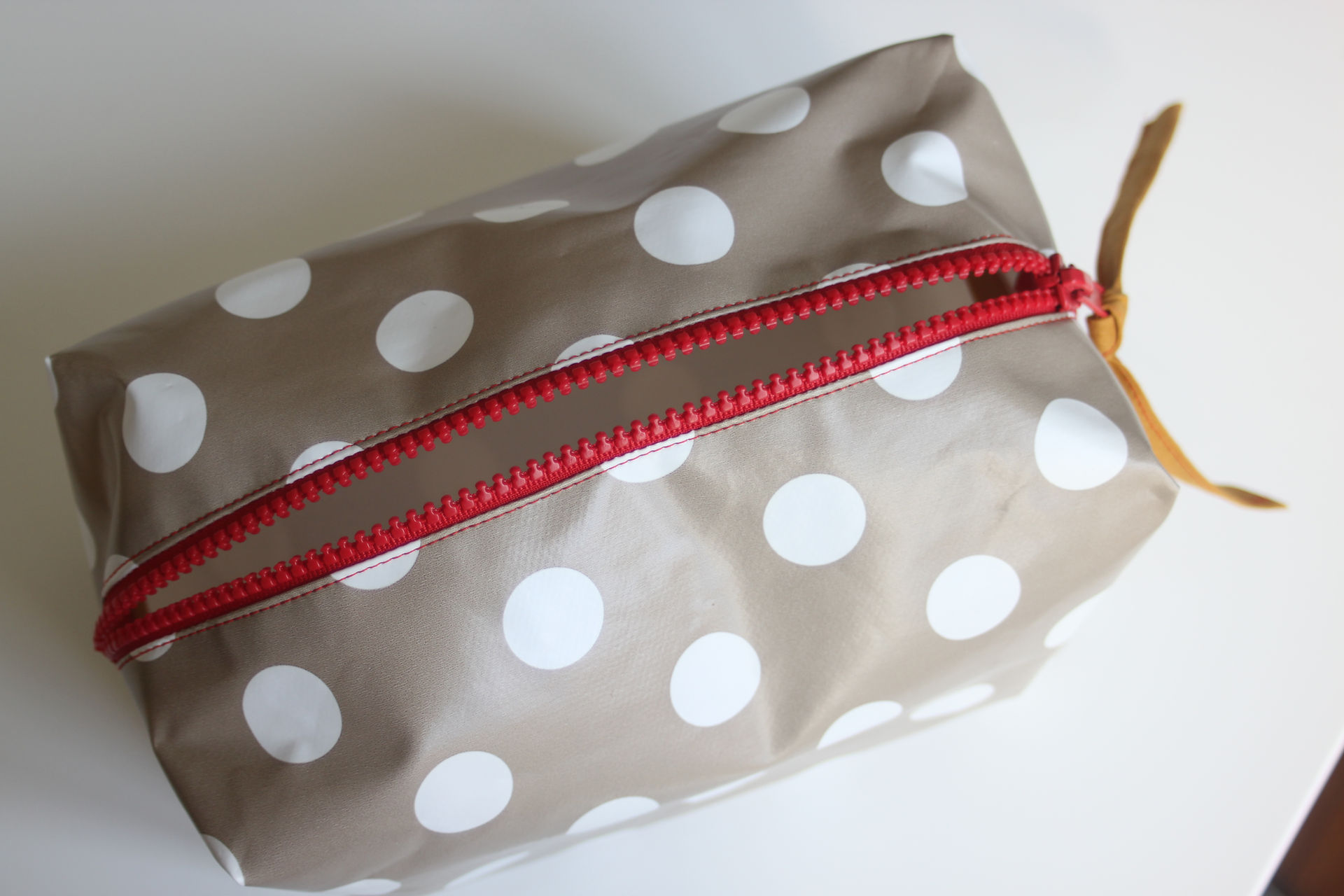 Trousse toilette avec fermeture glissière