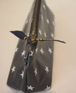 Trousse triangle en toile cirée