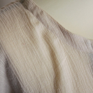 Col corsage gaze de coton beige