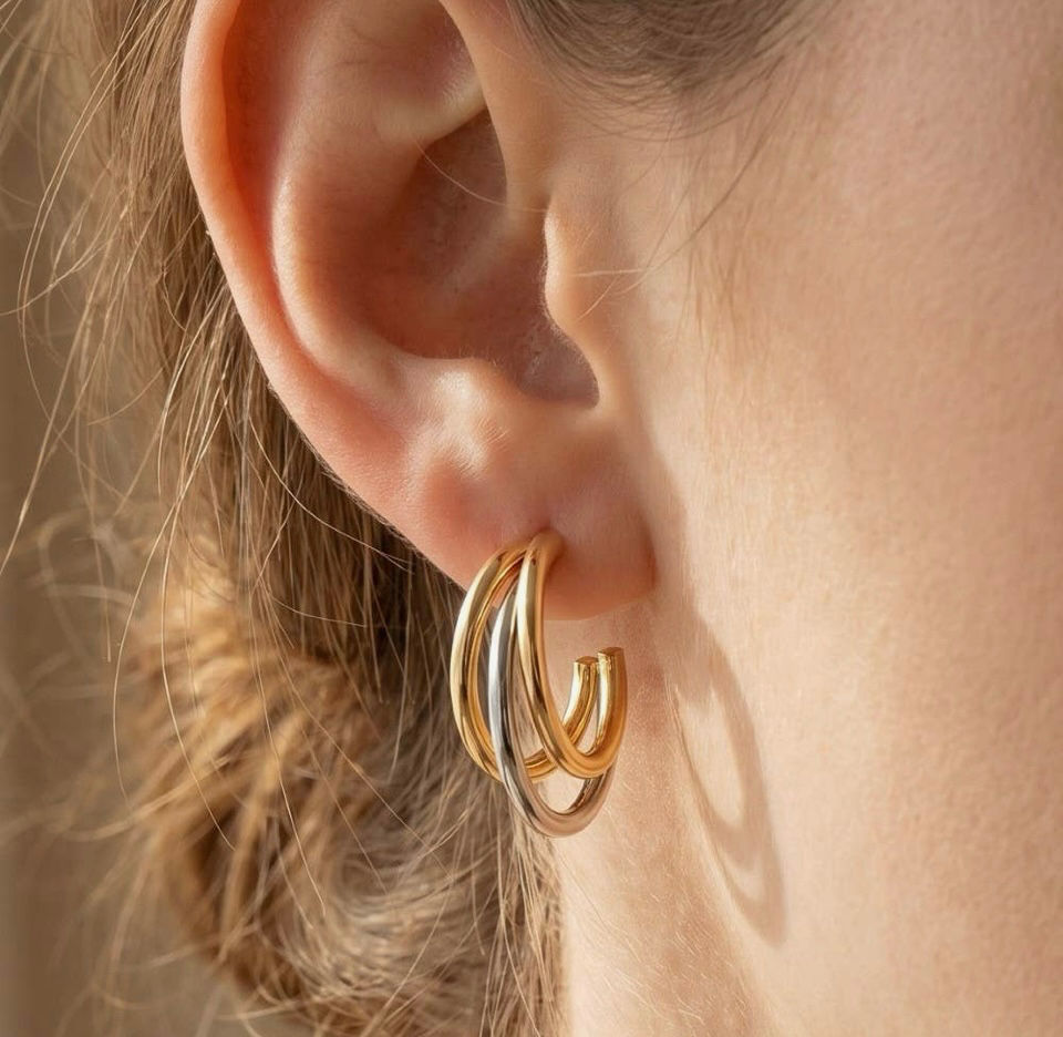 Triple intertwined hoop earrings